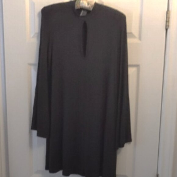 Solo La Fe Black Swing Mini Dress with Bell Sleeves EUC - Picture 2 of 6